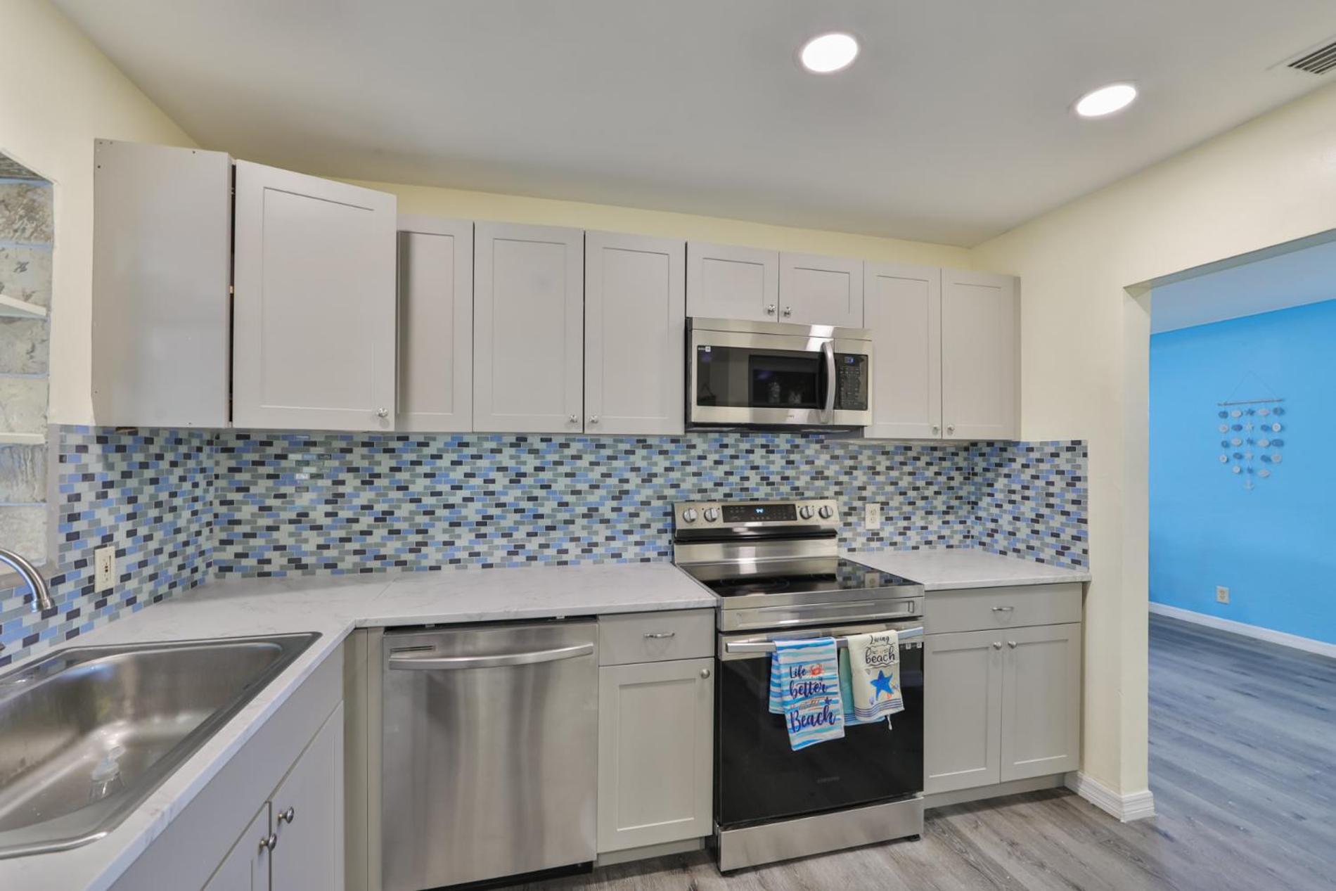 Lovely Vacation Home 1 Block From Beach & Downtown Gulfport Sankt Petersburg Exterior foto